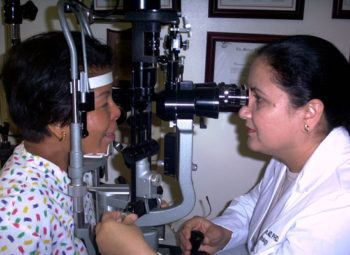 Slit Lamp for Comprehensive Eye Exam