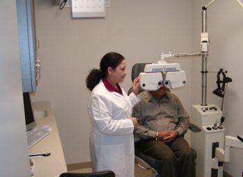Total Refraction Service in Comprehensive Eye Exam